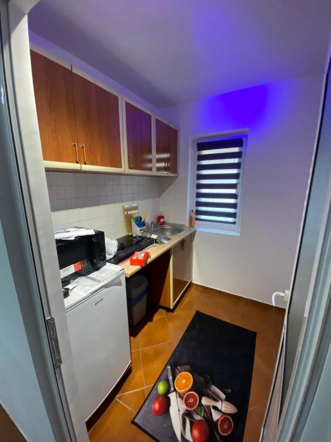 Andi 1-Apartament 2 Camere Baile Herculane Exterior photo